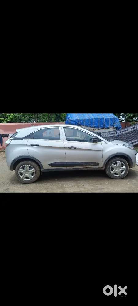 Tata Nexon Xm Petrol – Excellent Condition, Ready To Drive