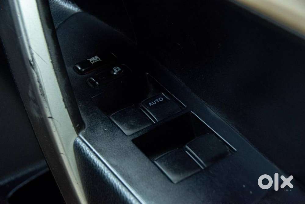 Toyota Corolla Altis 1.8 Gl, 2014, Petrol