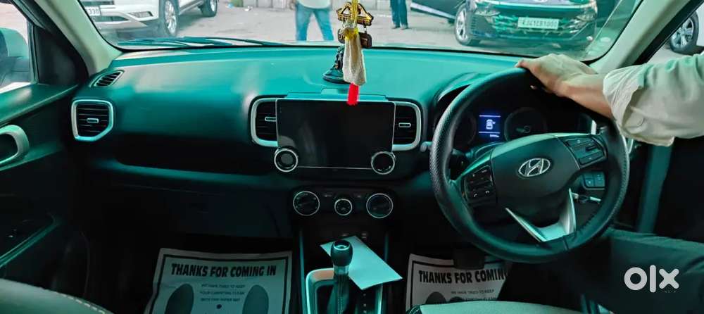 Hyundai Venue 2019 Petrol 69000 Km Driven Automatic