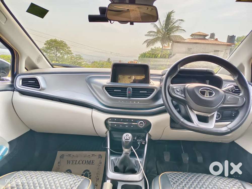 Tata Altroz 2024 Cng & Hybrids 35800 Km Driven