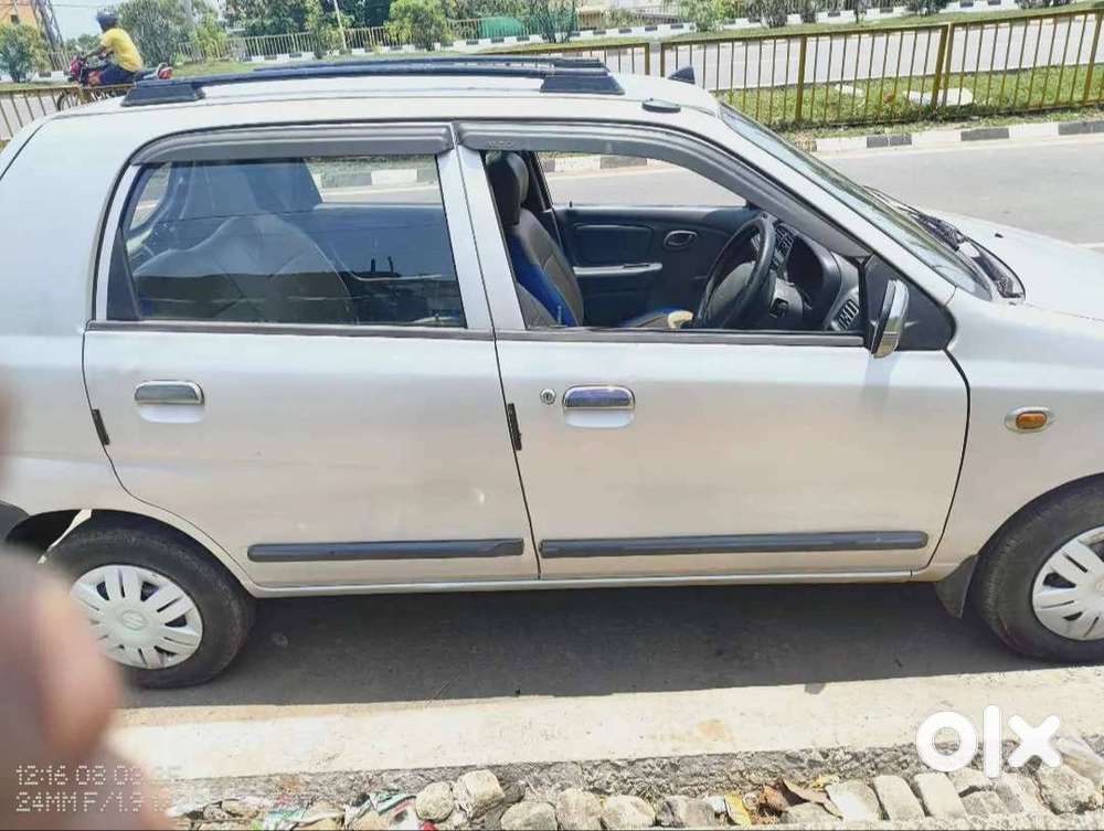 Alto Car Having Fitness And Insurance