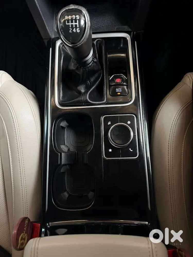 Mahindra Xuv700 2023 Year
