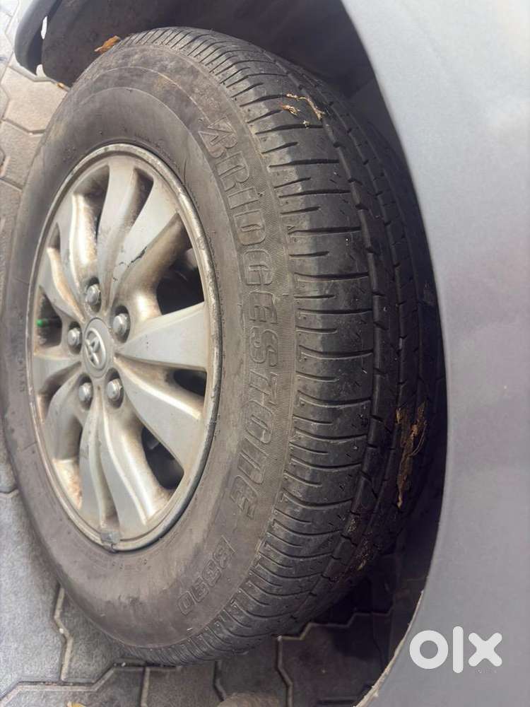 Toyota Innova 2010 Diesel 212000 Km Driven