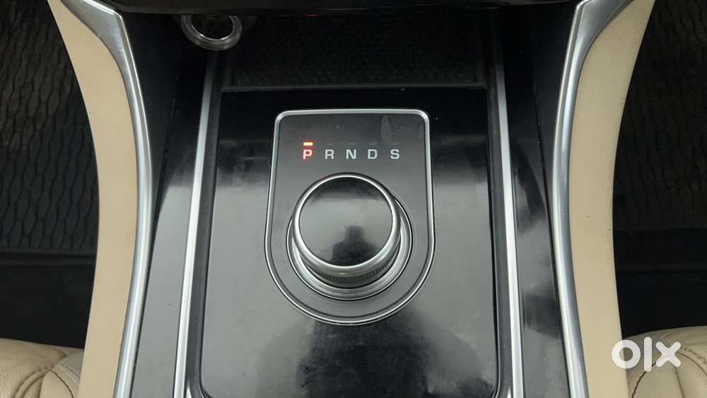 Jaguar Xe Prestige, 2016, Petrol