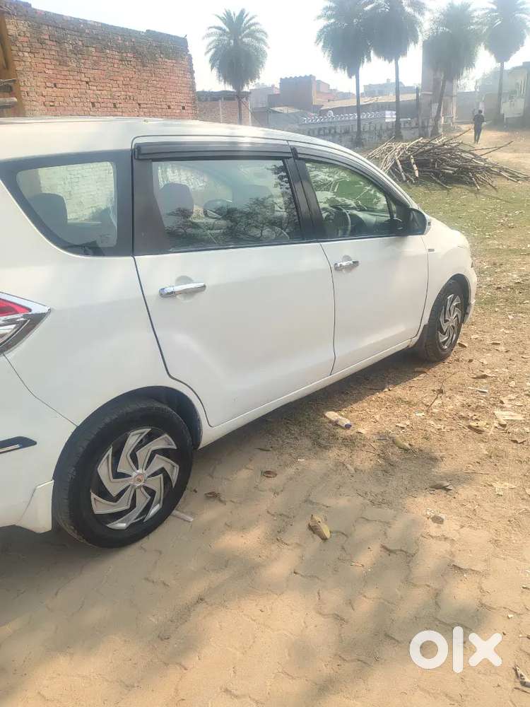 Maruti Suzuki Ertiga 2014 Diesel 80000 Km Driven
