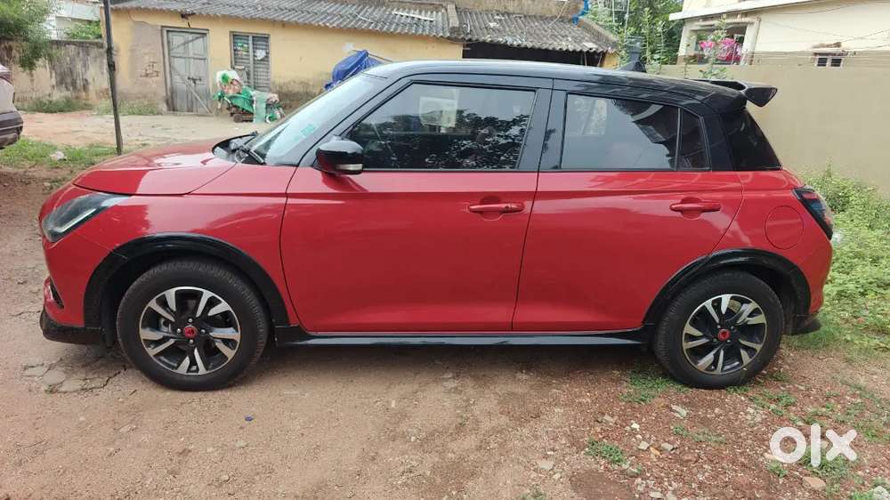 Maruti Suzuki New-gen Swift 2025 Petrol 31000 Km Driven