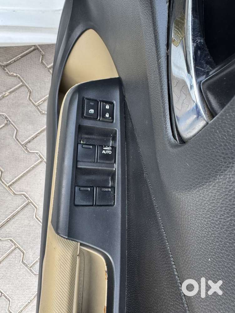 Honda City I-vtec V, 2018, Petrol