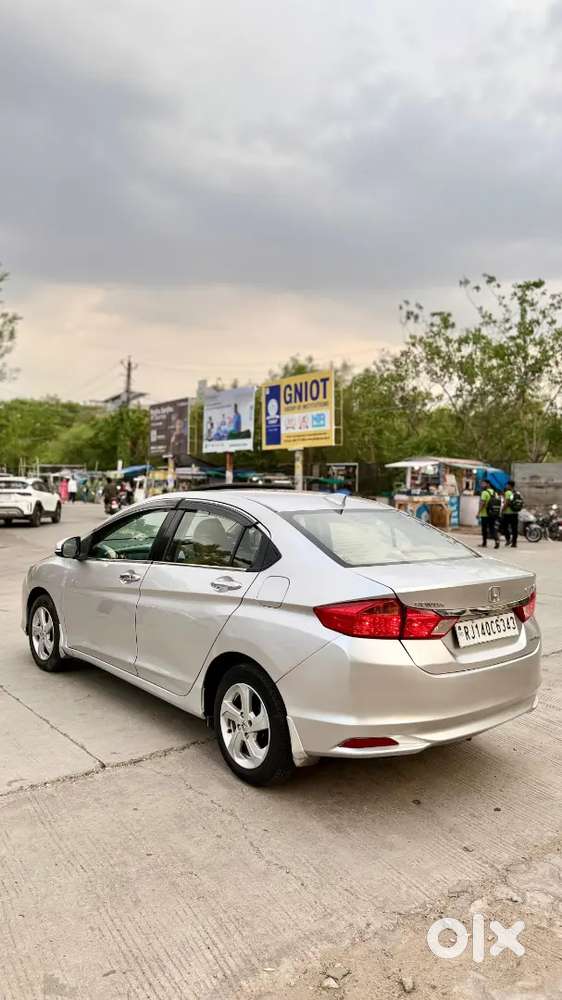 Honda City 2016 Cng & Hybrids Well Maintained
