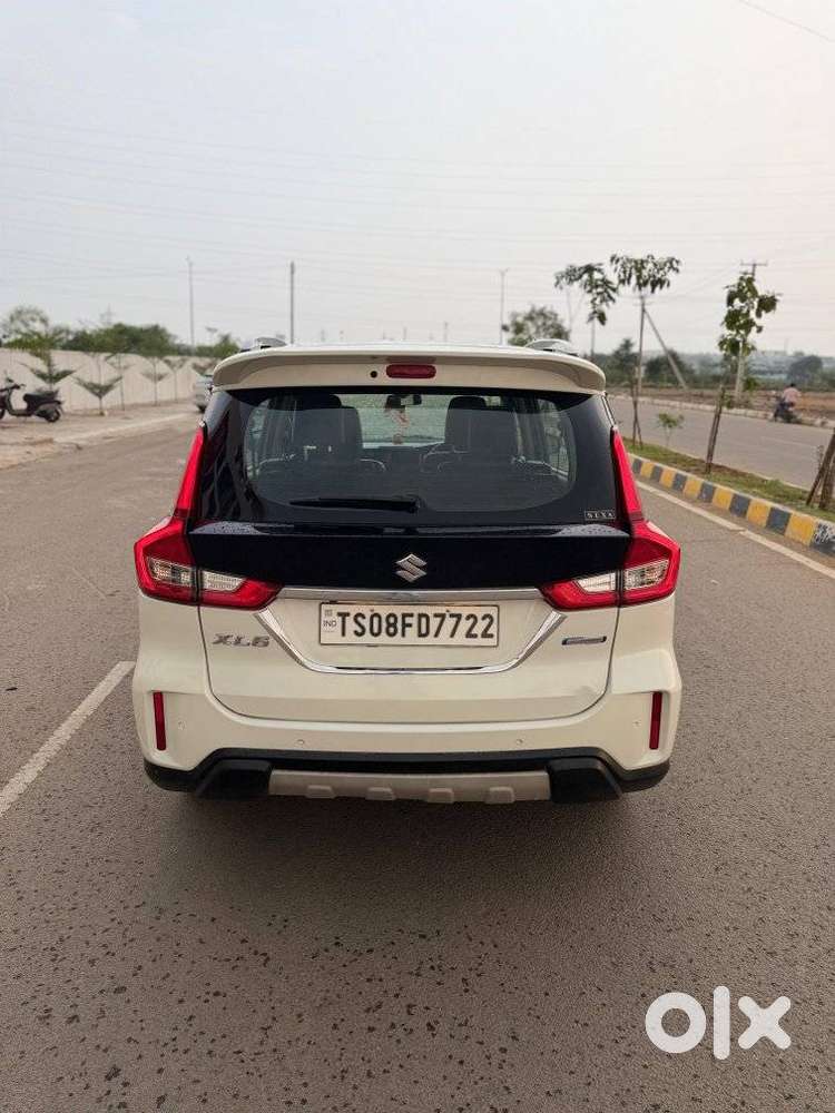 Maruti Suzuki Xl6 Alpha, 2021, Petrol