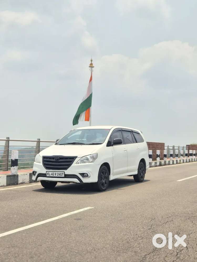 Toyota Innova 2010