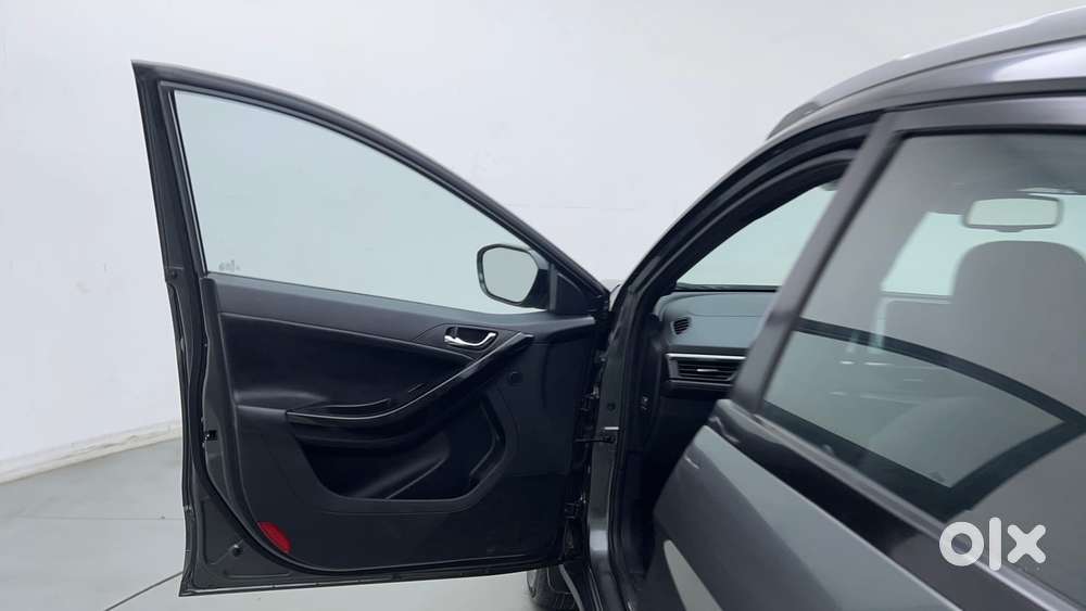 Tata Nexon Creative 1.2 Revotron Petrol 6 Amt, 2023, Petrol