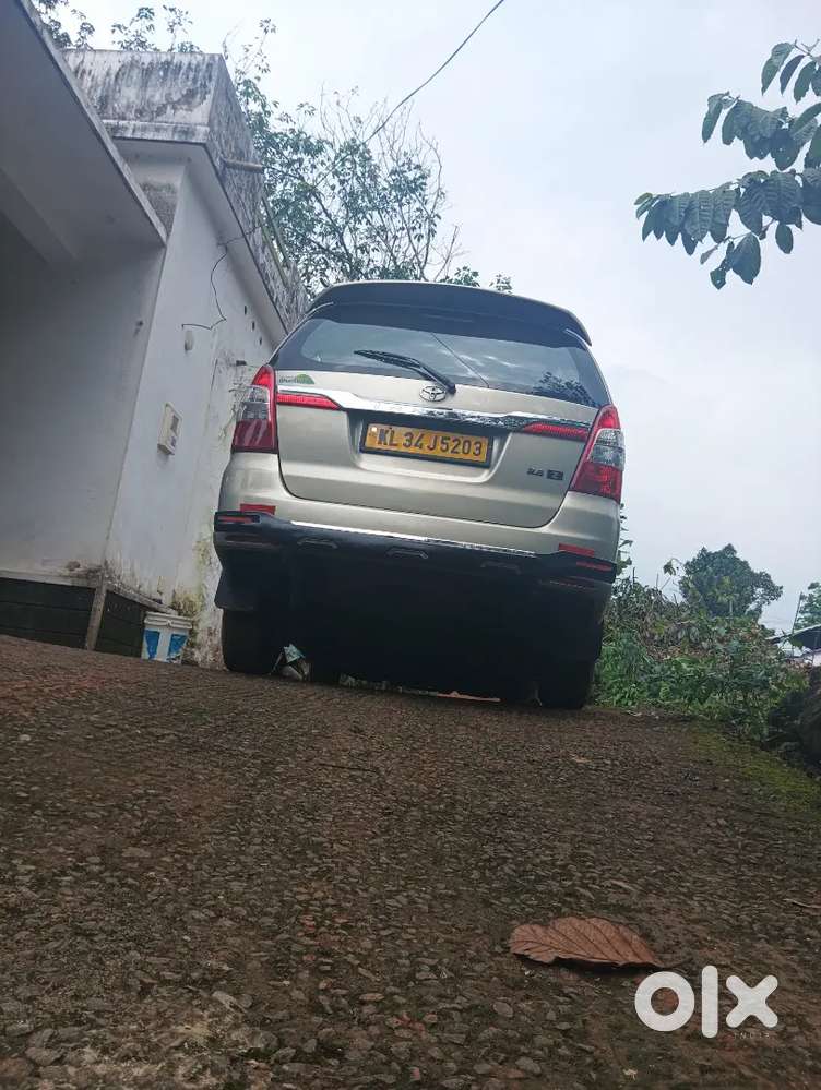 മാസ വാടക വർഷ വാടക