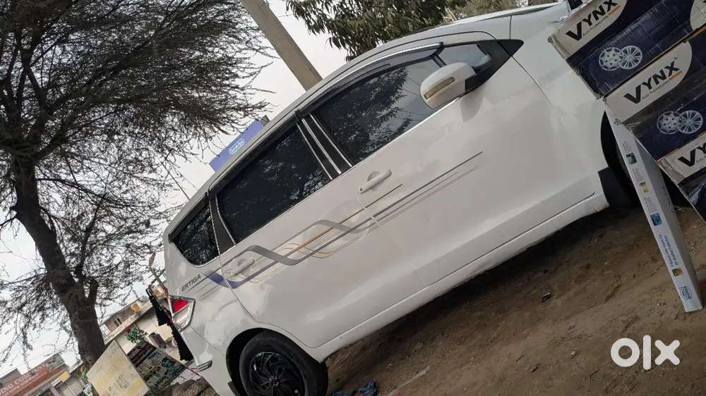 Maruti Suzuki Ertiga Vdi 2013