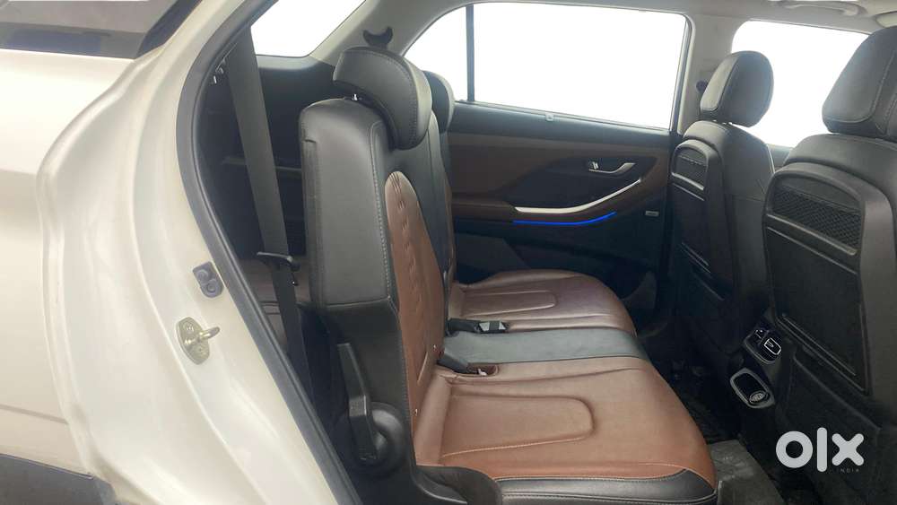 Hyundai Alcazar Signature (o) 6 Str 1.5 Petrol Dct, 2023, Petrol