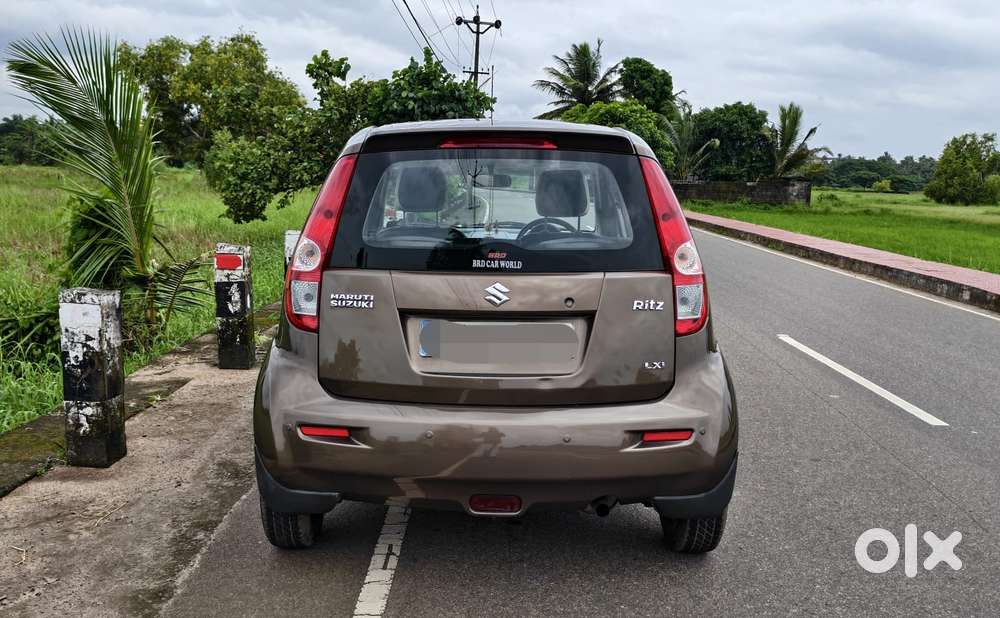 Maruti Suzuki Ritz Lxi, 2012, Petrol