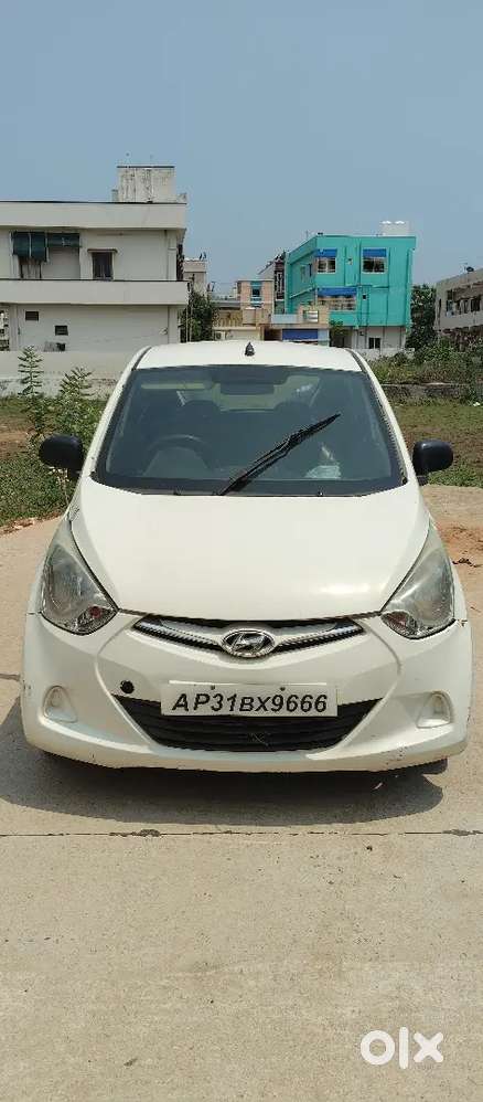Hyundai Eon 2012 Petrol Well Maintained