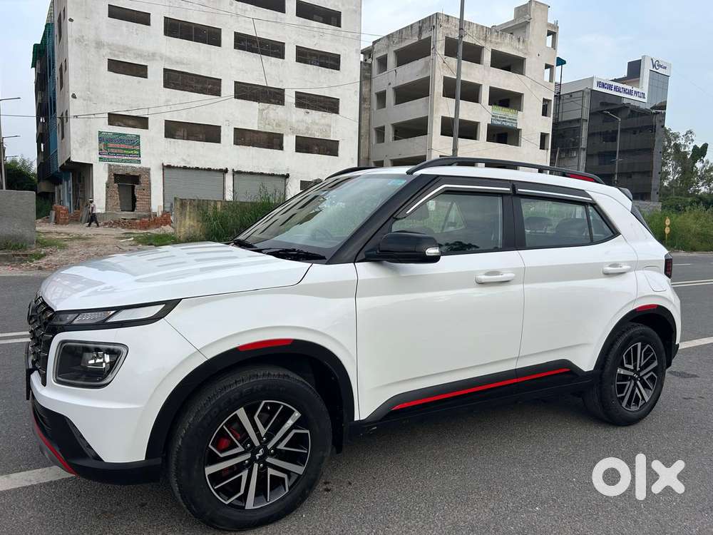 Hyundai Venue N Line N8 Dct, 2023, Petrol