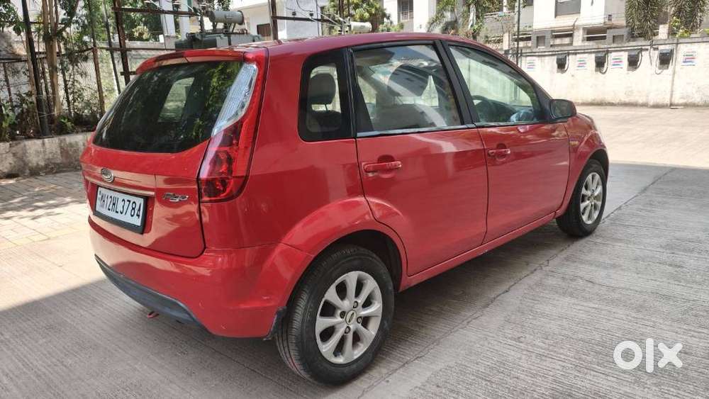Ford Figo Petrol Zxi, 2011, Petrol