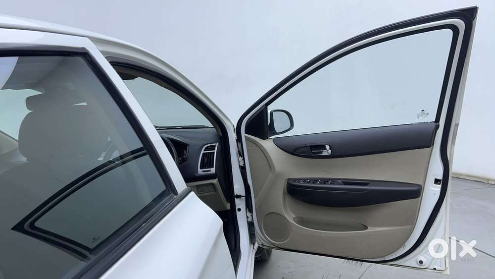 Hyundai I20 Sportz 1.4 Crdi, 2012, Diesel