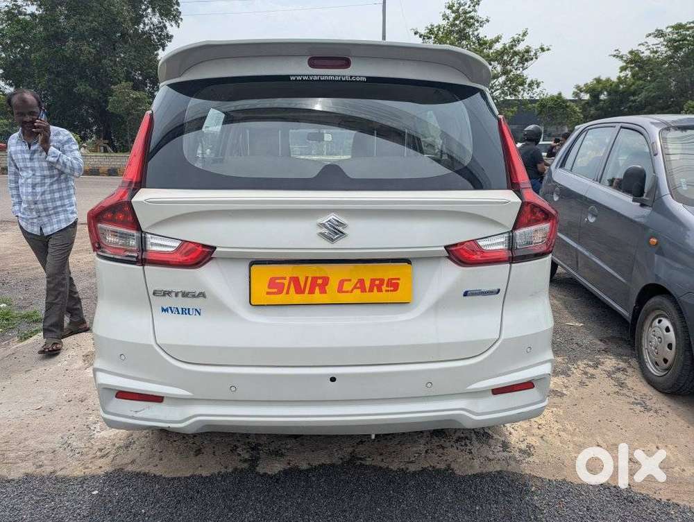Maruti Suzuki Ertiga Vxi Shvs, 2024, Petrol
