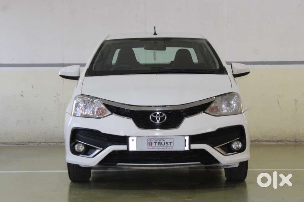 Toyota Etios 2010-2012 G, 2011, Petrol