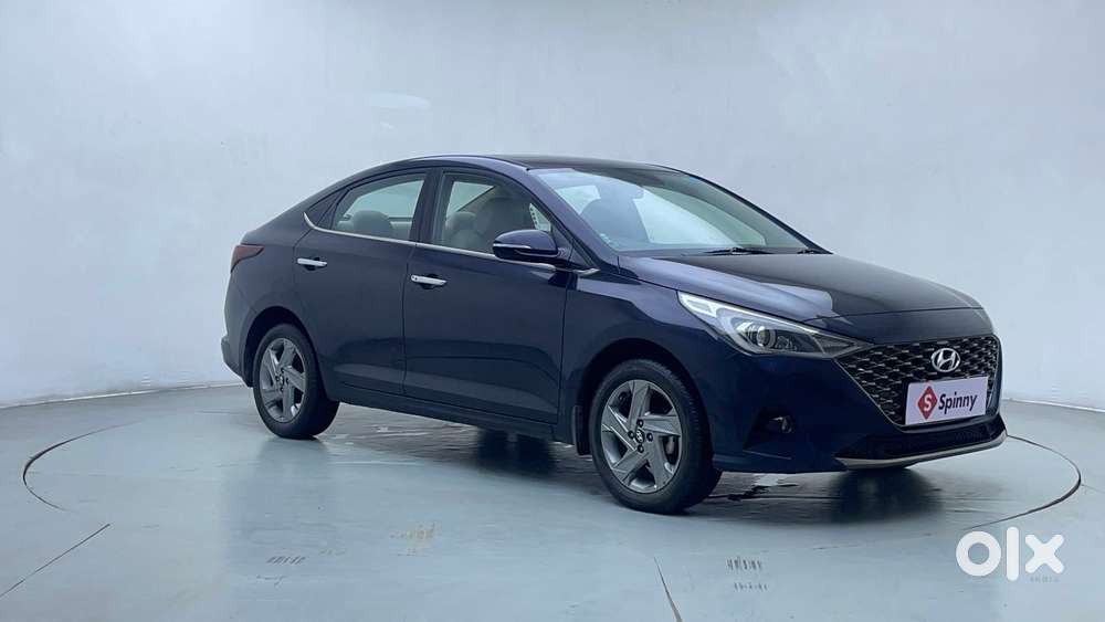 Hyundai Verna 1.5 Sx Ivt, 2022, Petrol