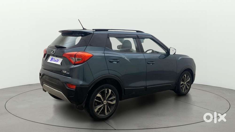 Mahindra Xuv300 W8, 2020, Petrol