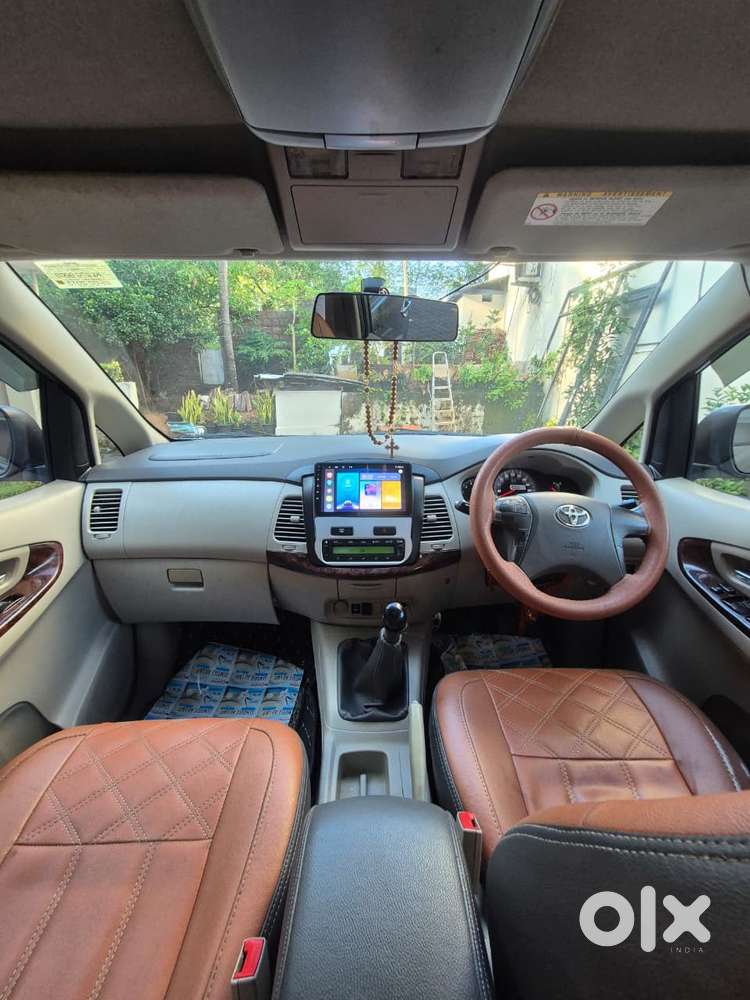 Toyota Innova 2.5 Vx 8 Str Bs-iii, 2013, Diesel