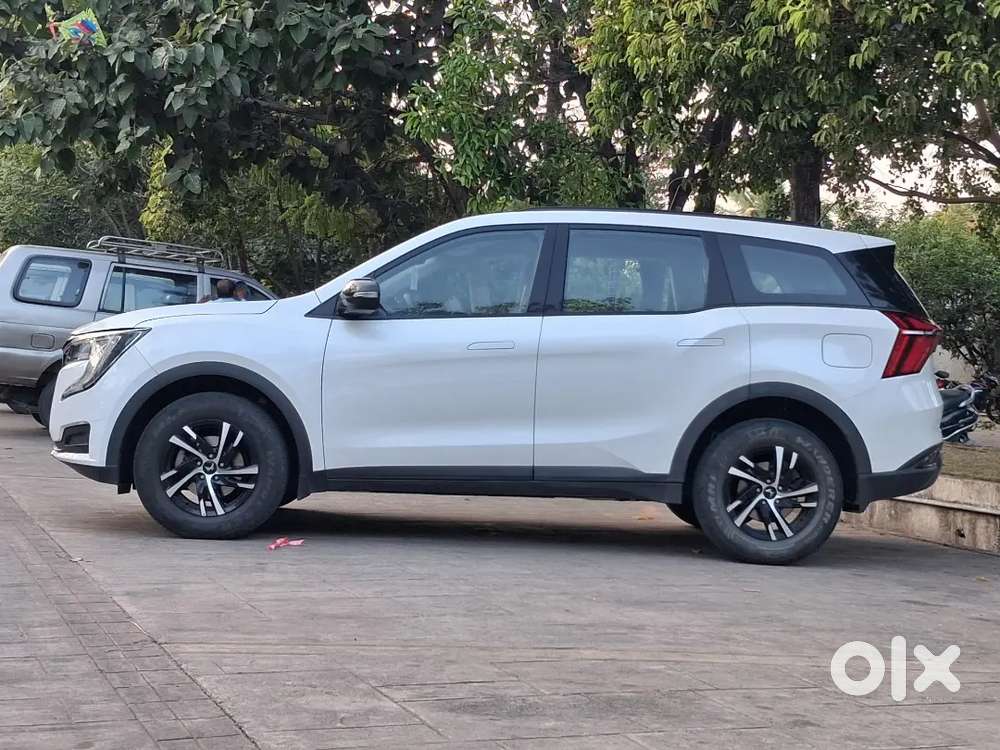 Mahindra Xuv700 Mx Petrol 5 Str In Mint Condition