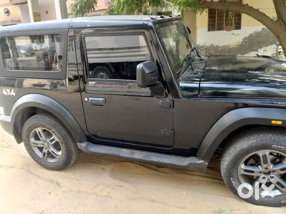 Mahindra Thar.e 2023 Variant Manual
