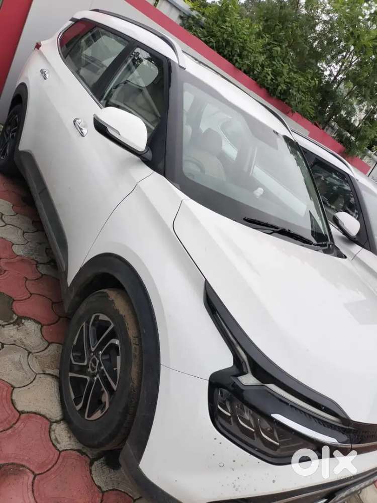 Kia Carens Diesel Luxury 2023