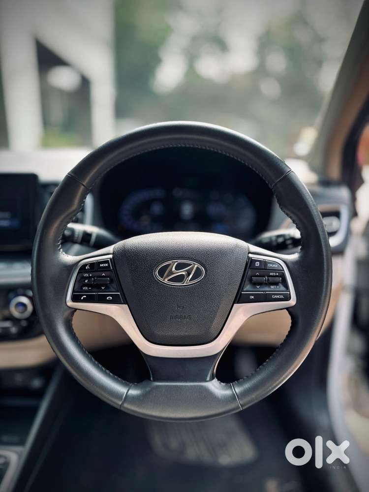 Hyundai Verna 1.5 Sx Diesel At, 2022, Diesel