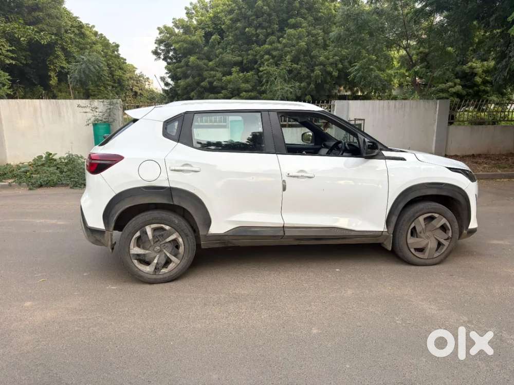 Nissan Magnite 1.0 Xv, 2022, Petrol