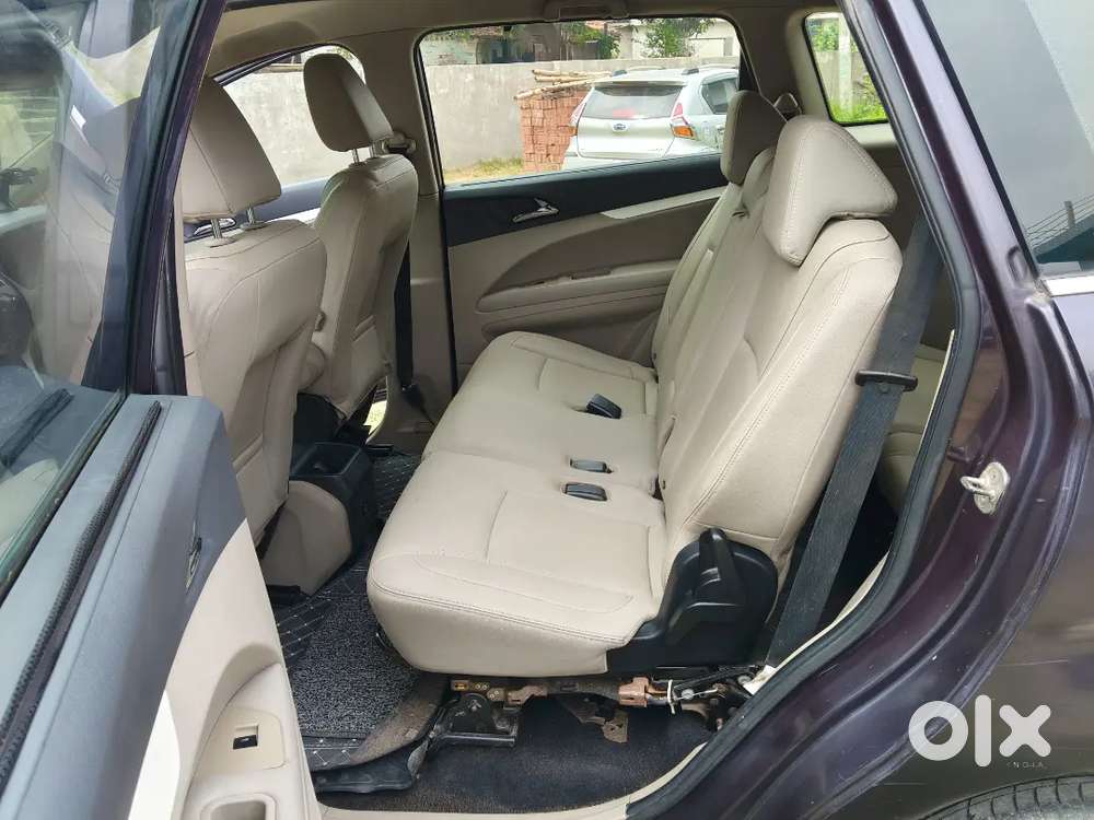Mahindra Marazzo 2019