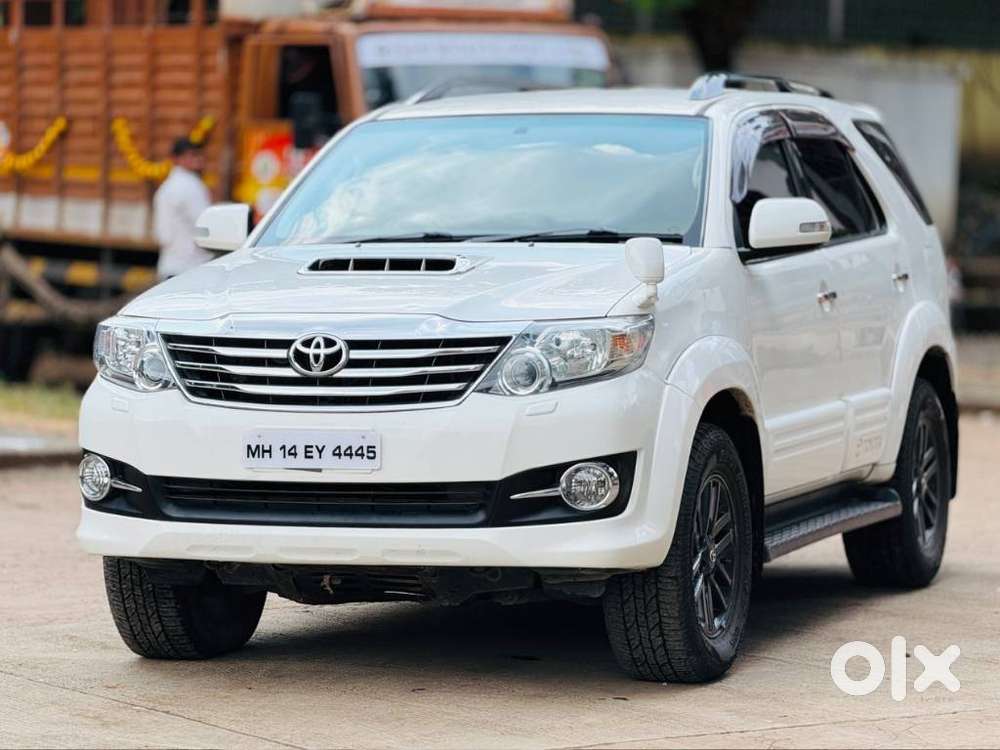 Toyota Fortuner 3.0 4x4 Manual, 2015, Diesel