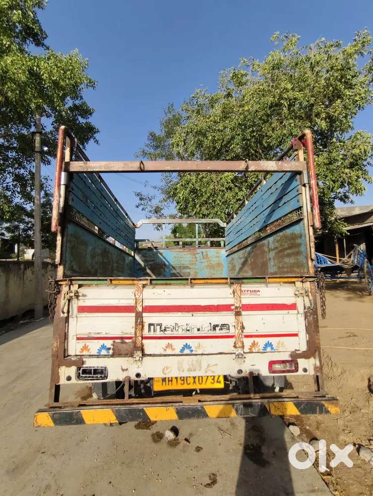 Mahindra Pickup