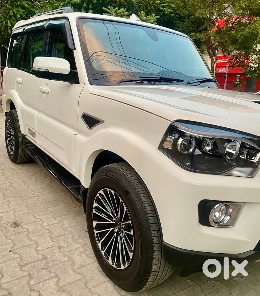 Mahindra Scorpio 2018 Diesel Manual Year