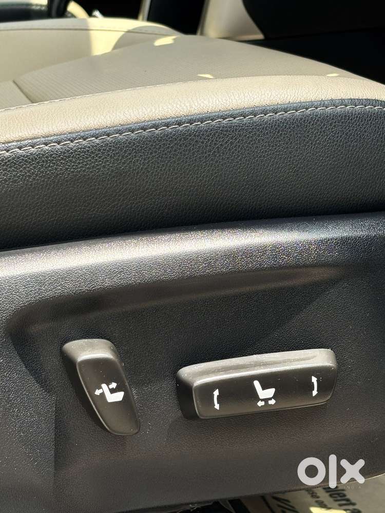 Toyota Innova Crysta 2.8z Automatic, 2019, Diesel