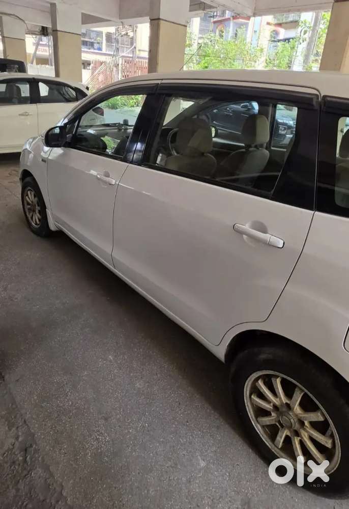 Maruti Suzuki Ertiga 2012 Diesel 82000 Km Driven