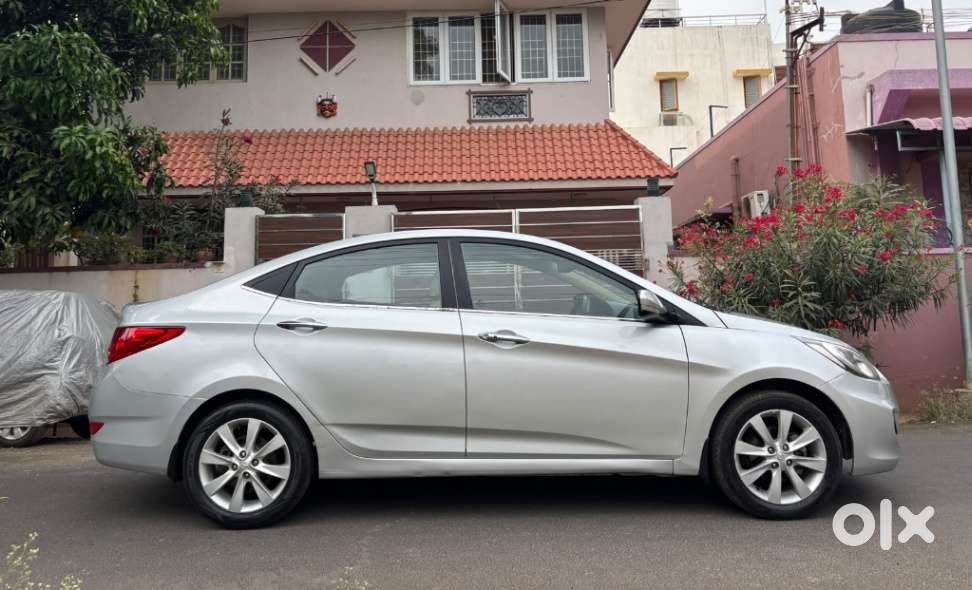 Hyundai Verna 1.5 Sx Ivt, 2013, Petrol