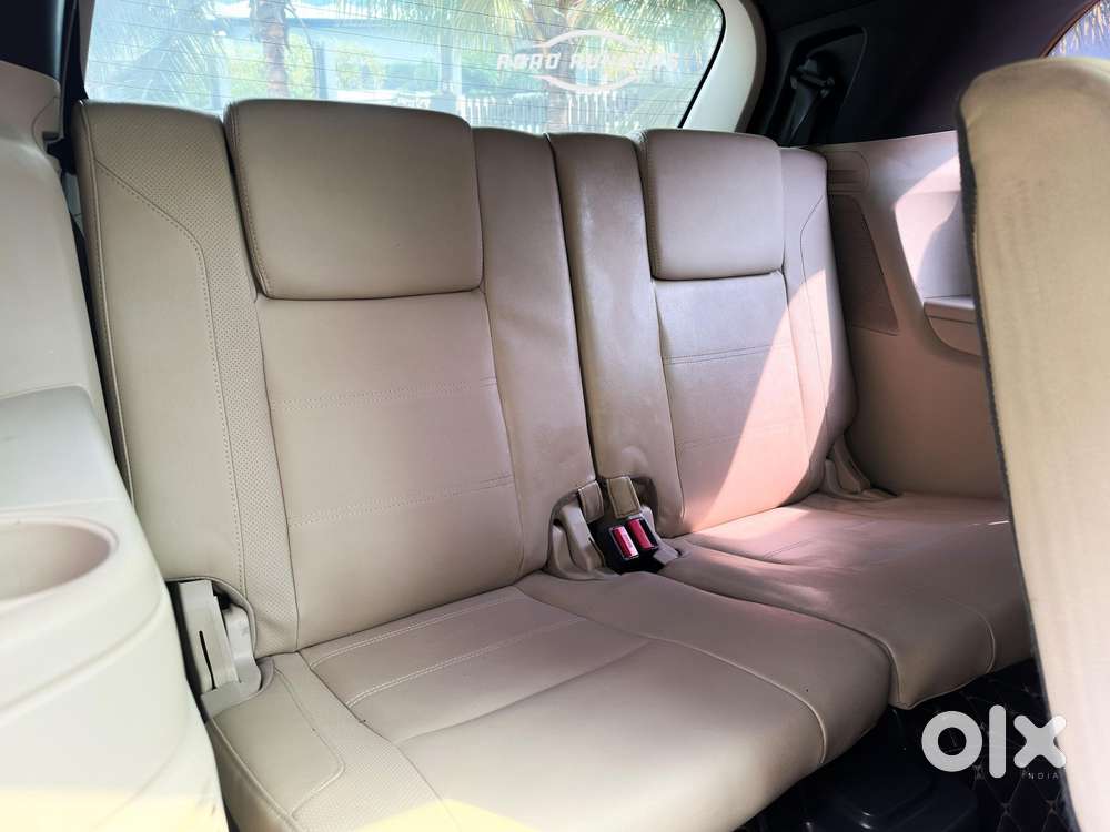 Ford Endeavour 3.2 Titanium Plus 4x4 At, 2016, Diesel