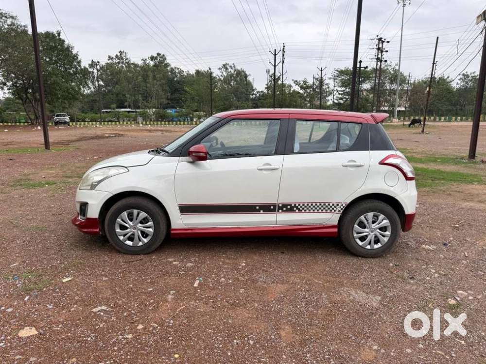 Maruti Suzuki Swift 1.2 Vxi Glory Edition, 2015, Petrol