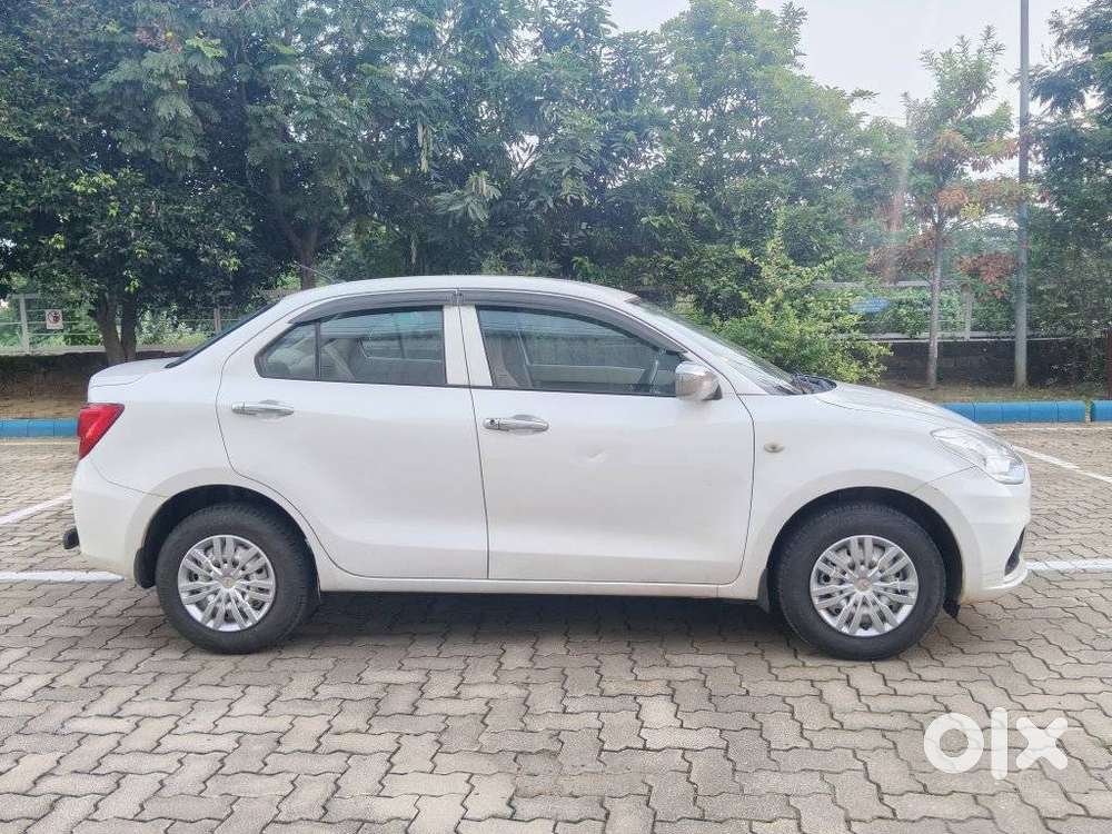 Maruti Suzuki Dzire 1.2 Lxi, 2023, Petrol