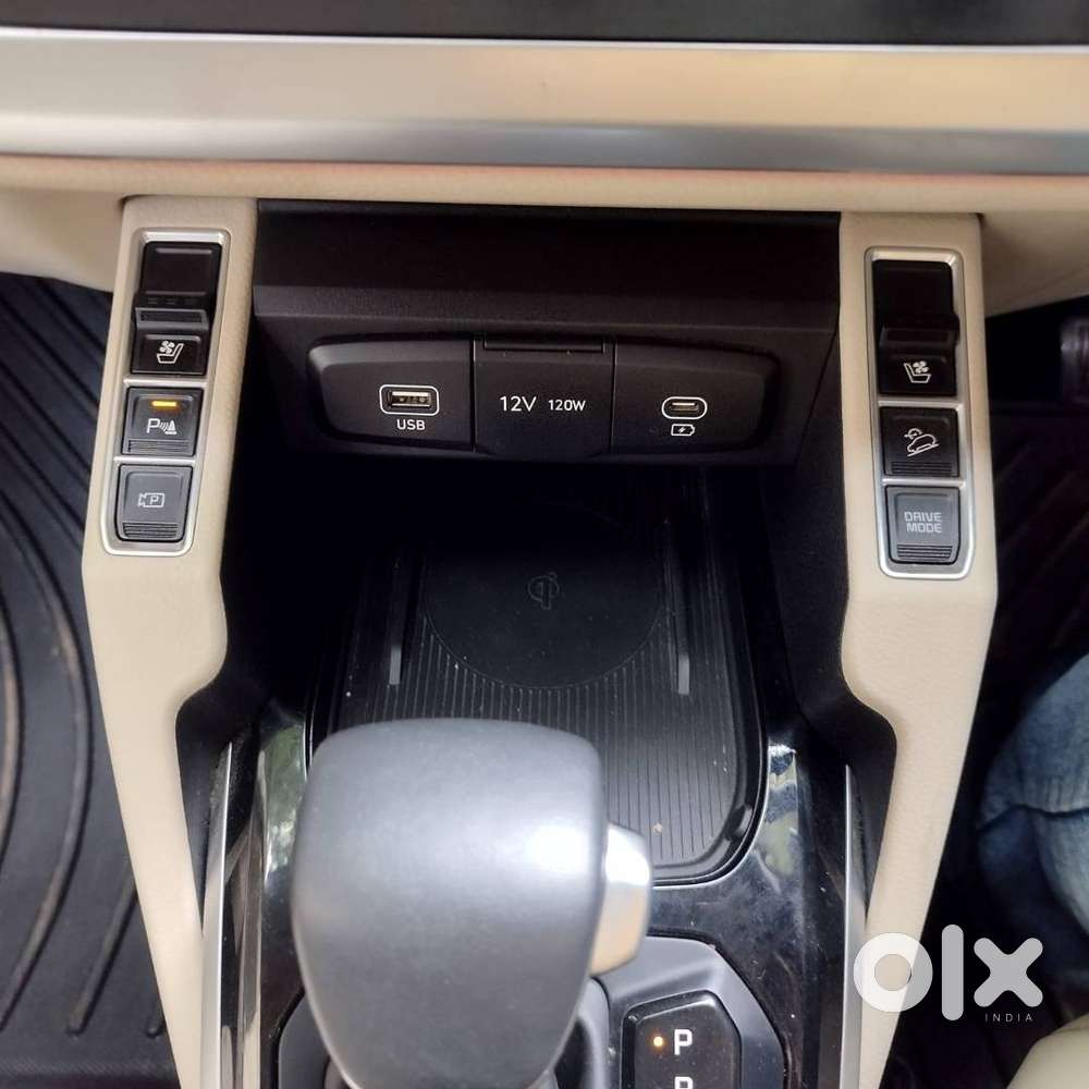 Kia Carens Luxury Plus Diesel At 2022  11,340 Km  Ppf Worth ₹1 Lakh