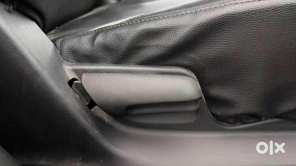 Maruti Suzuki Swift 1.2 Lxi (o), 2015, Petrol