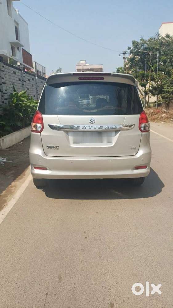 Maruti Suzuki Ertiga Vxi Shvs, 2017, Petrol