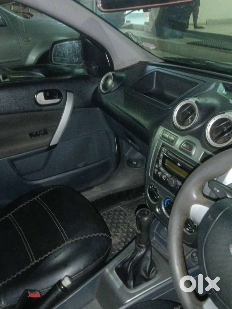 Ford Fiesta 1.6 Zxi Ltd 2002