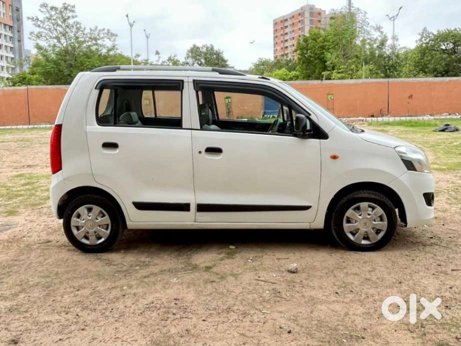 Maruti Suzuki Wagon R Lxi 1.0, 2016, Petrol