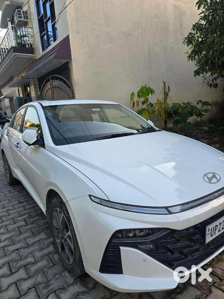 Hyundai Verna Petrol 2023