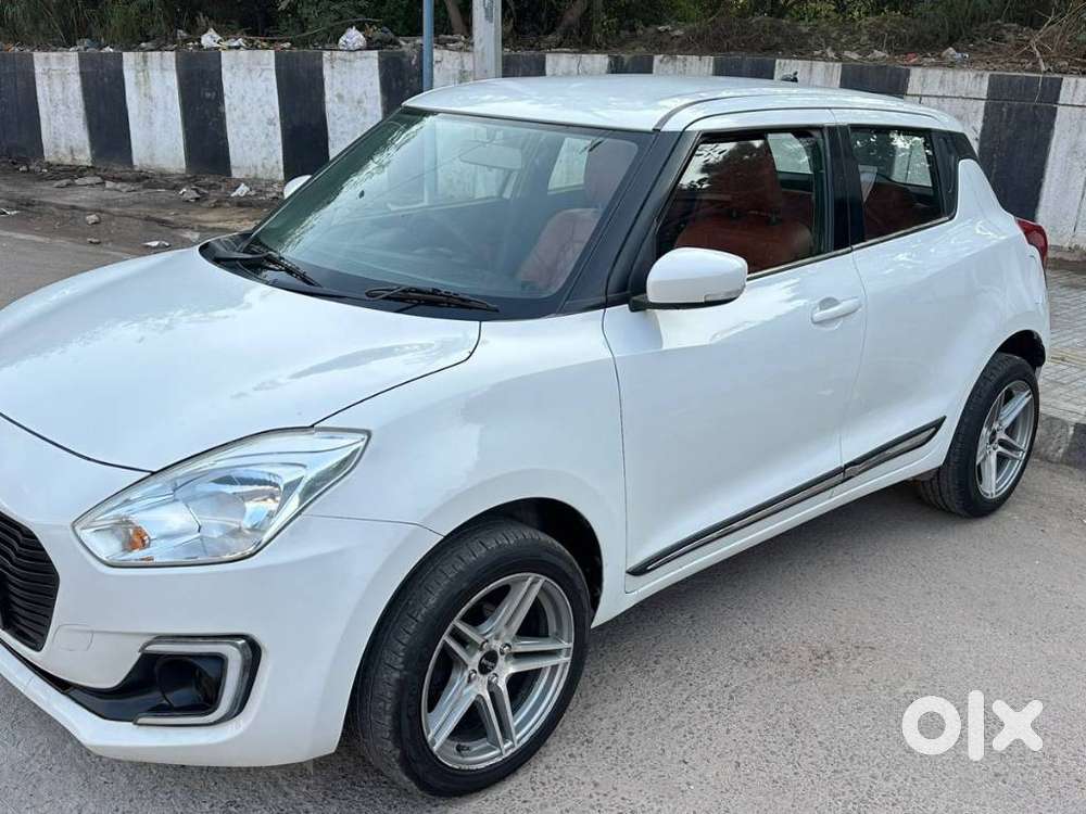 Maruti Suzuki Swift Vxi + Manual, 2019, Petrol